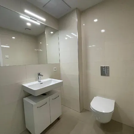 Apartment Washingtonova 2 *